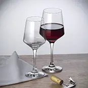 7031